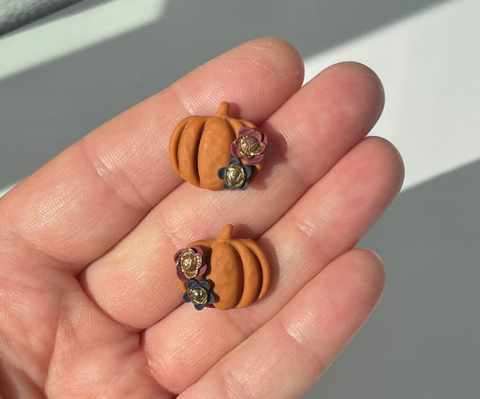 Floral Pumpkin Studs