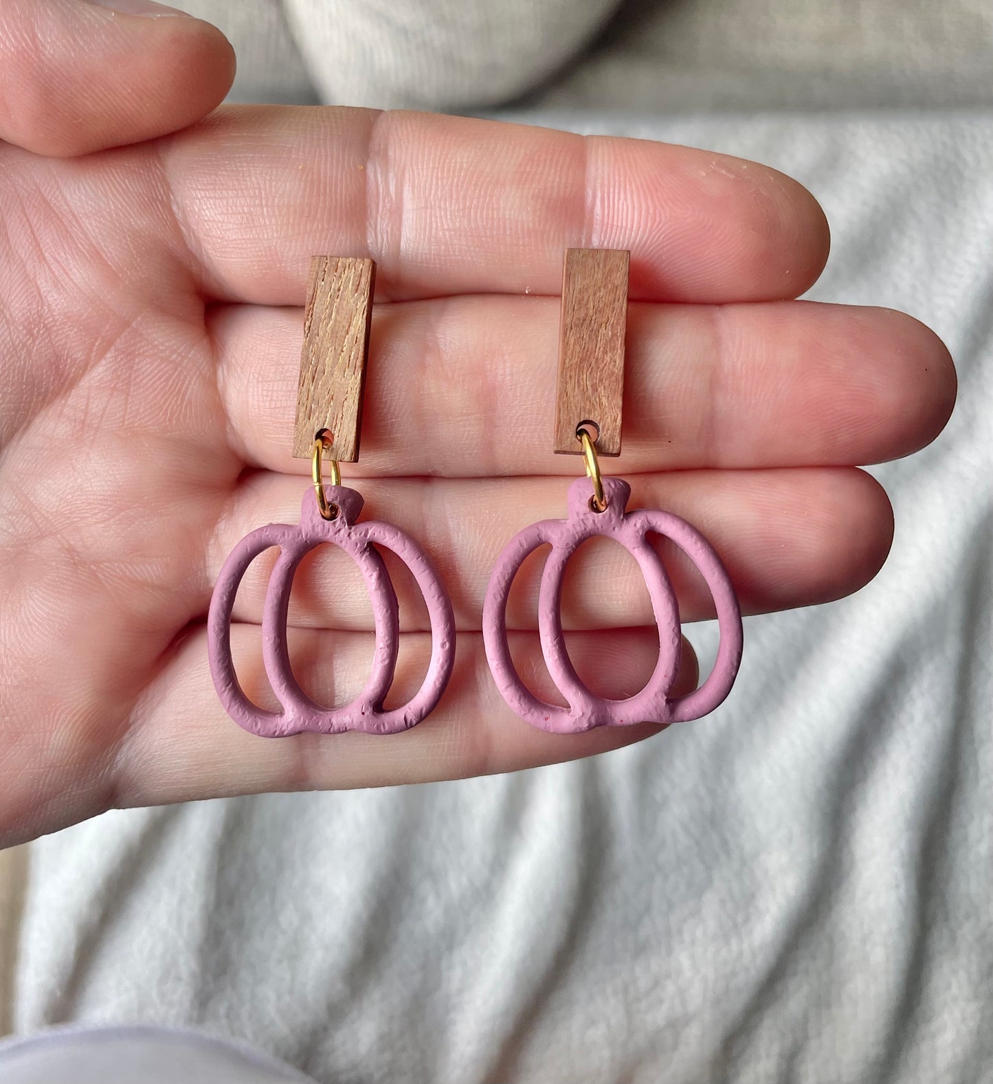 Pumpkin Outline Dangles