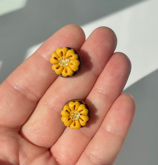 Golden Studs