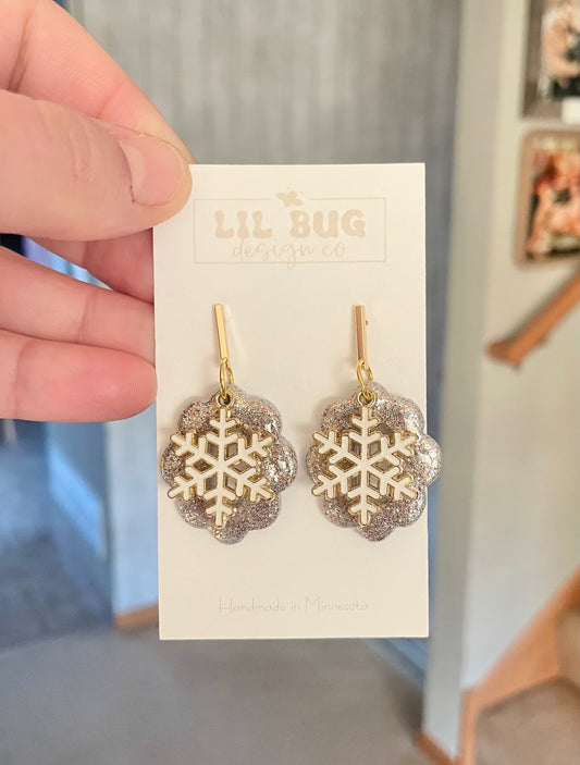 Shimmer & Snowflakes