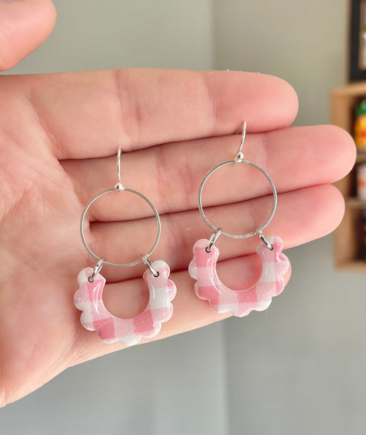 Picnic dangles