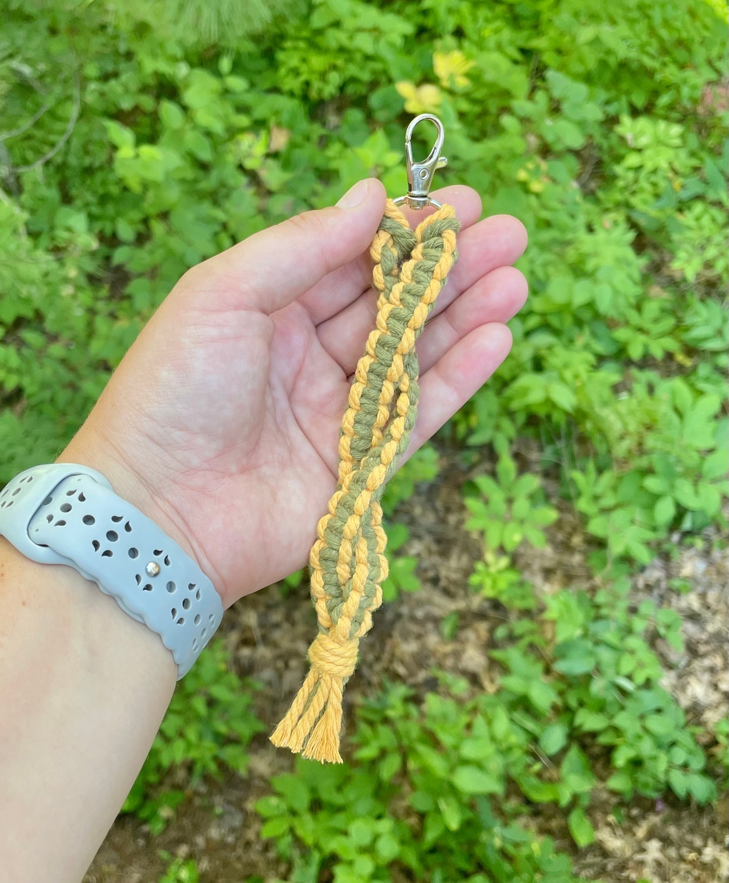 Square Knot 2-piece Twist Keychain