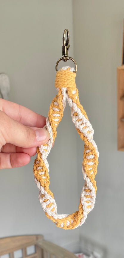 Double Spiral Knot Wristlet