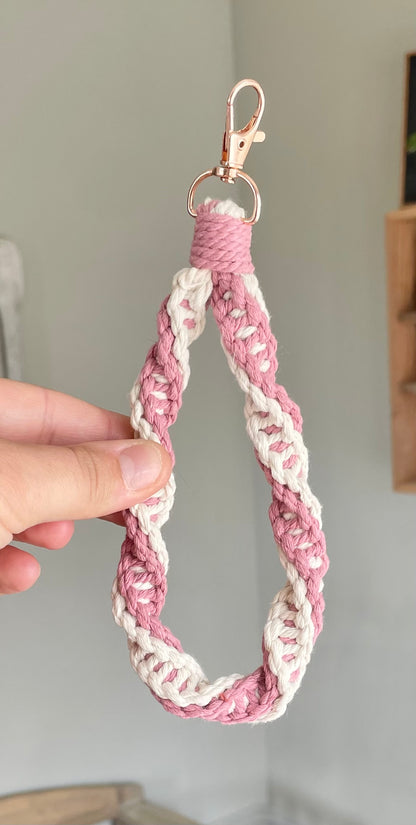 Double Spiral Knot Wristlet
