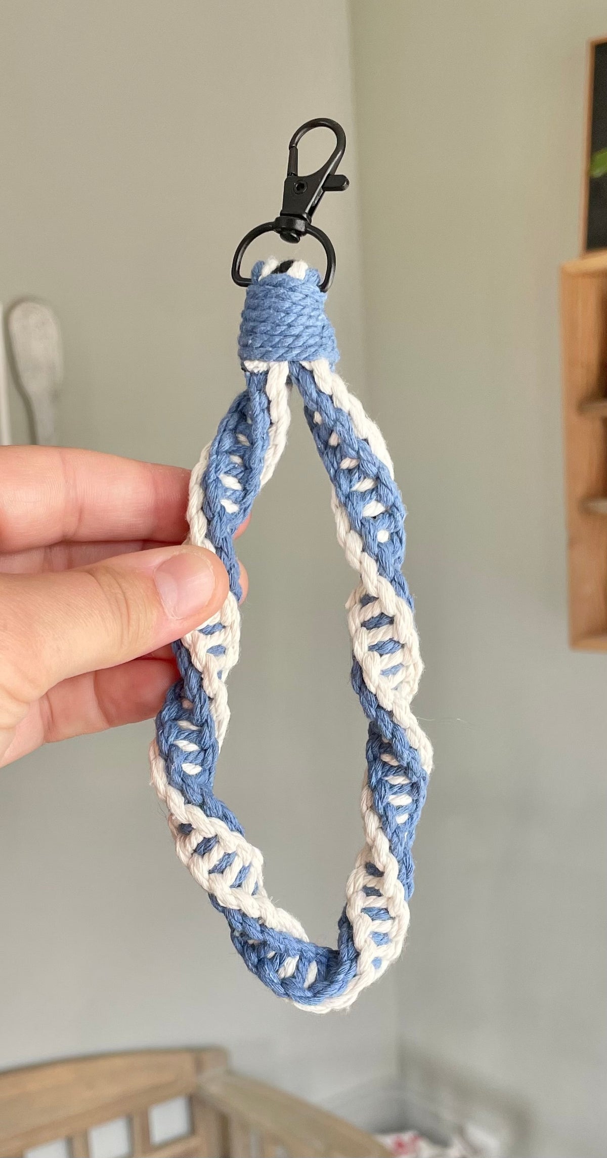 Double Spiral Knot Wristlet