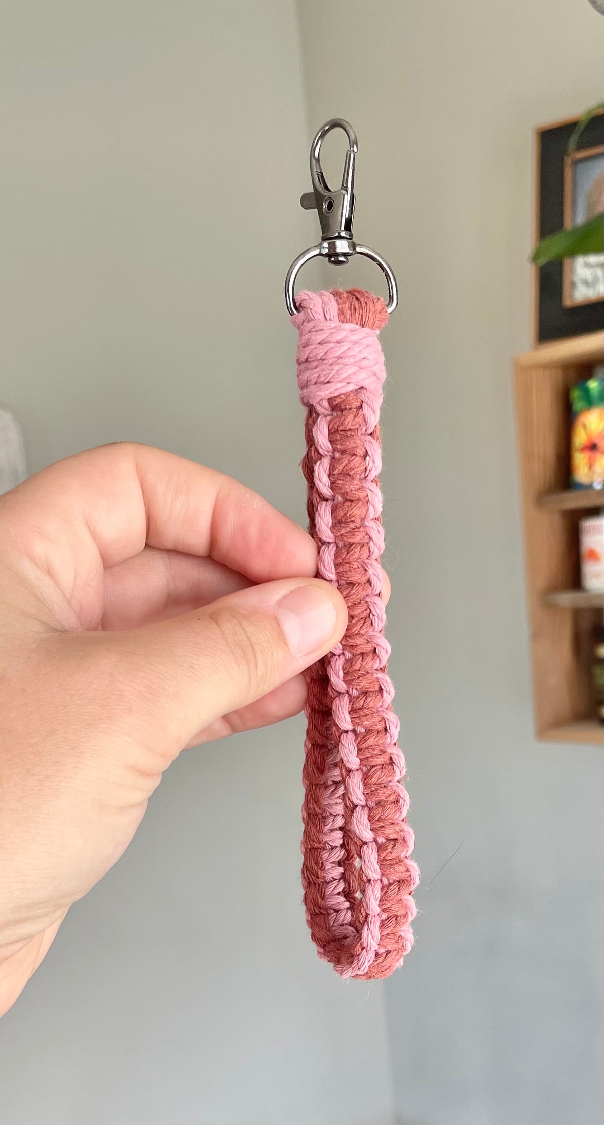 Two-Color Square Knot Wristlet