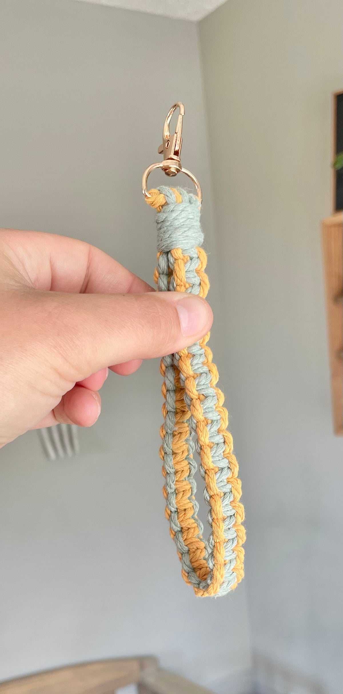 Two-Color Square Knot Wristlet