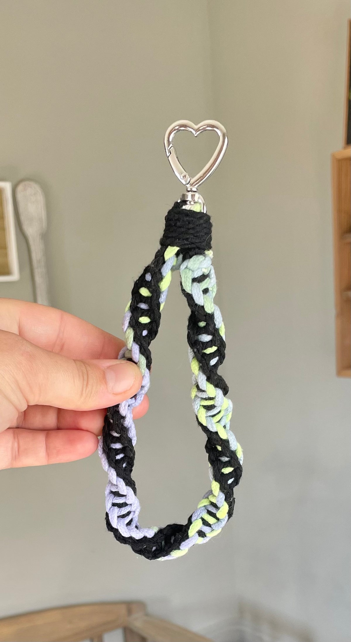 Double Spiral Knot Wristlet (w/ heart clasp)